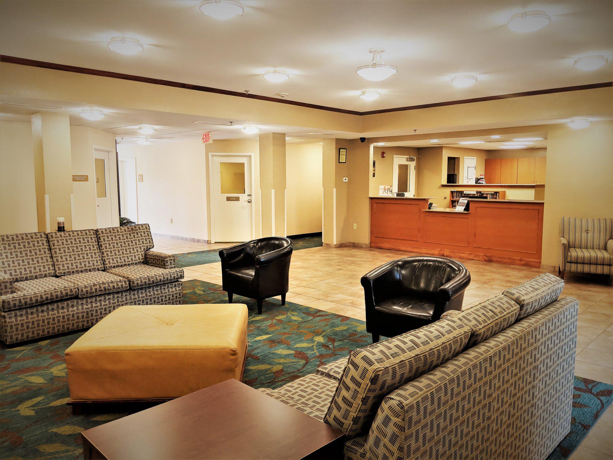 Candlewood Suites Macon Photo