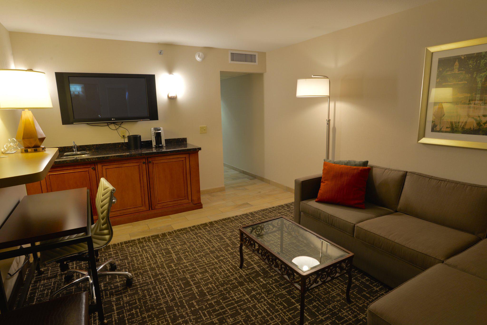 Holiday Inn & Suites Minneapolis - Lakeville Photo