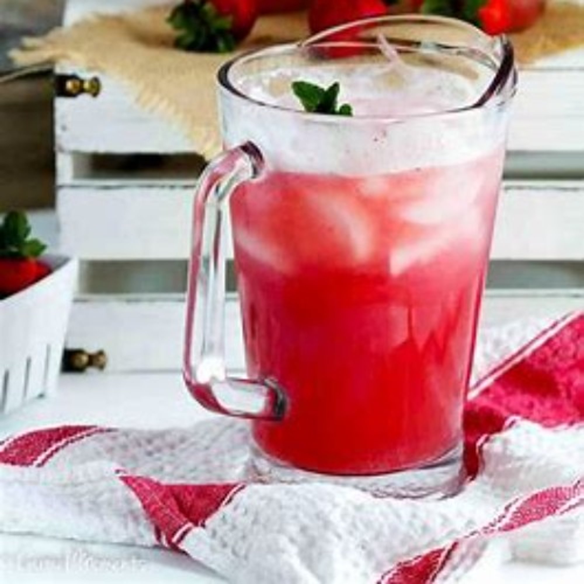 Homemade Strawberry Fruit Punch