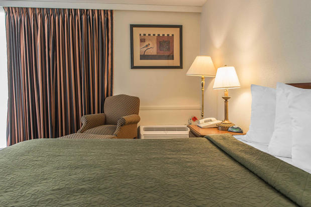 Images Rodeway Inn