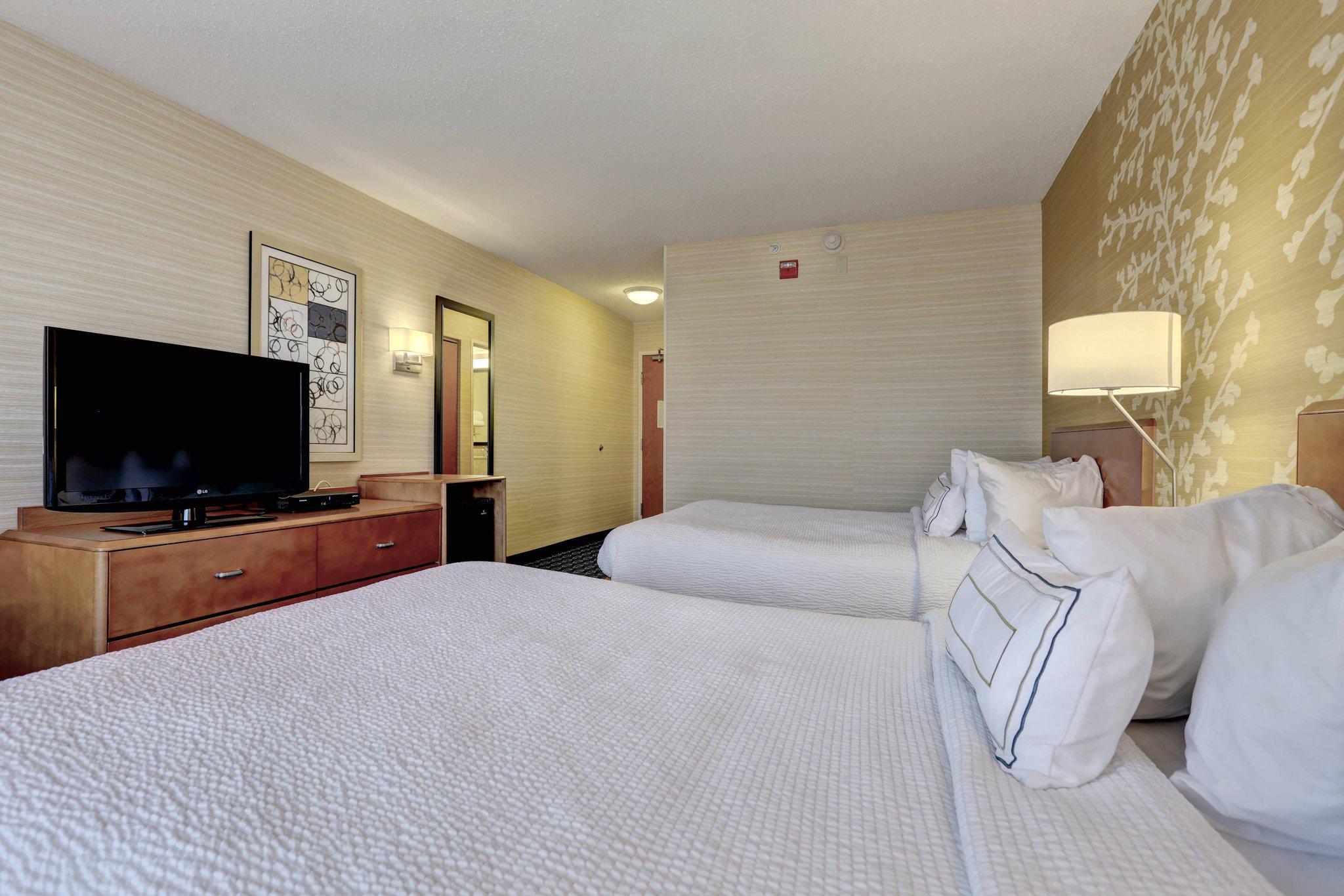 Fairfield Inn & Suites by Marriott Edison-South Plainfield Photo