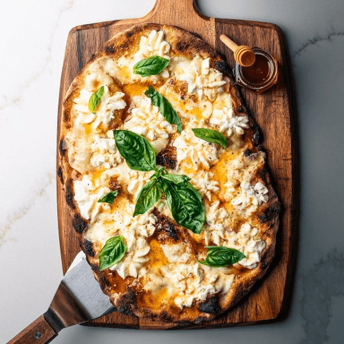 Snow White Pizza (1 Ft. Pala)