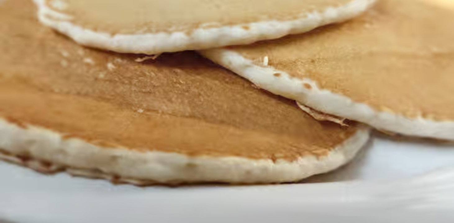 3 Buttermilk Hot Cakes