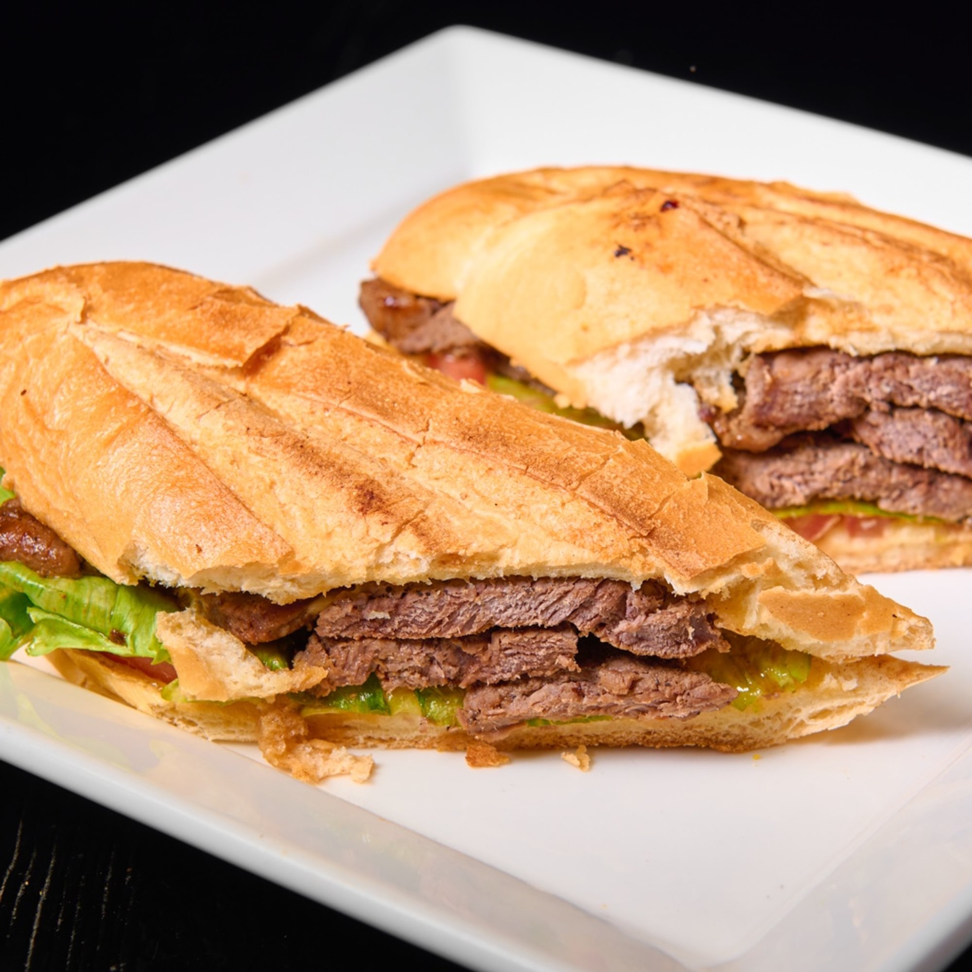 Sandwich De Bistec