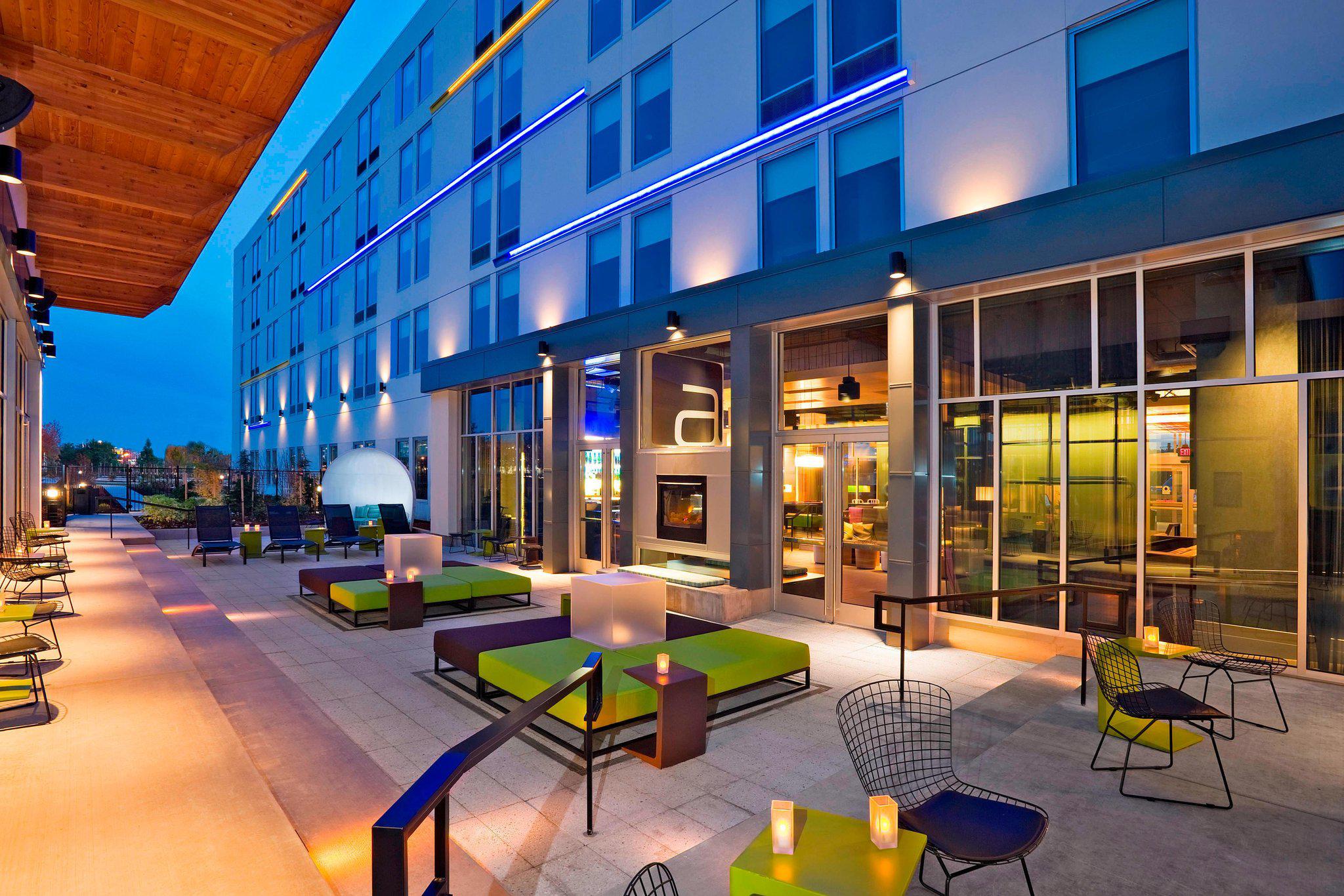 Aloft Portland Airport at Cascade Station Photo