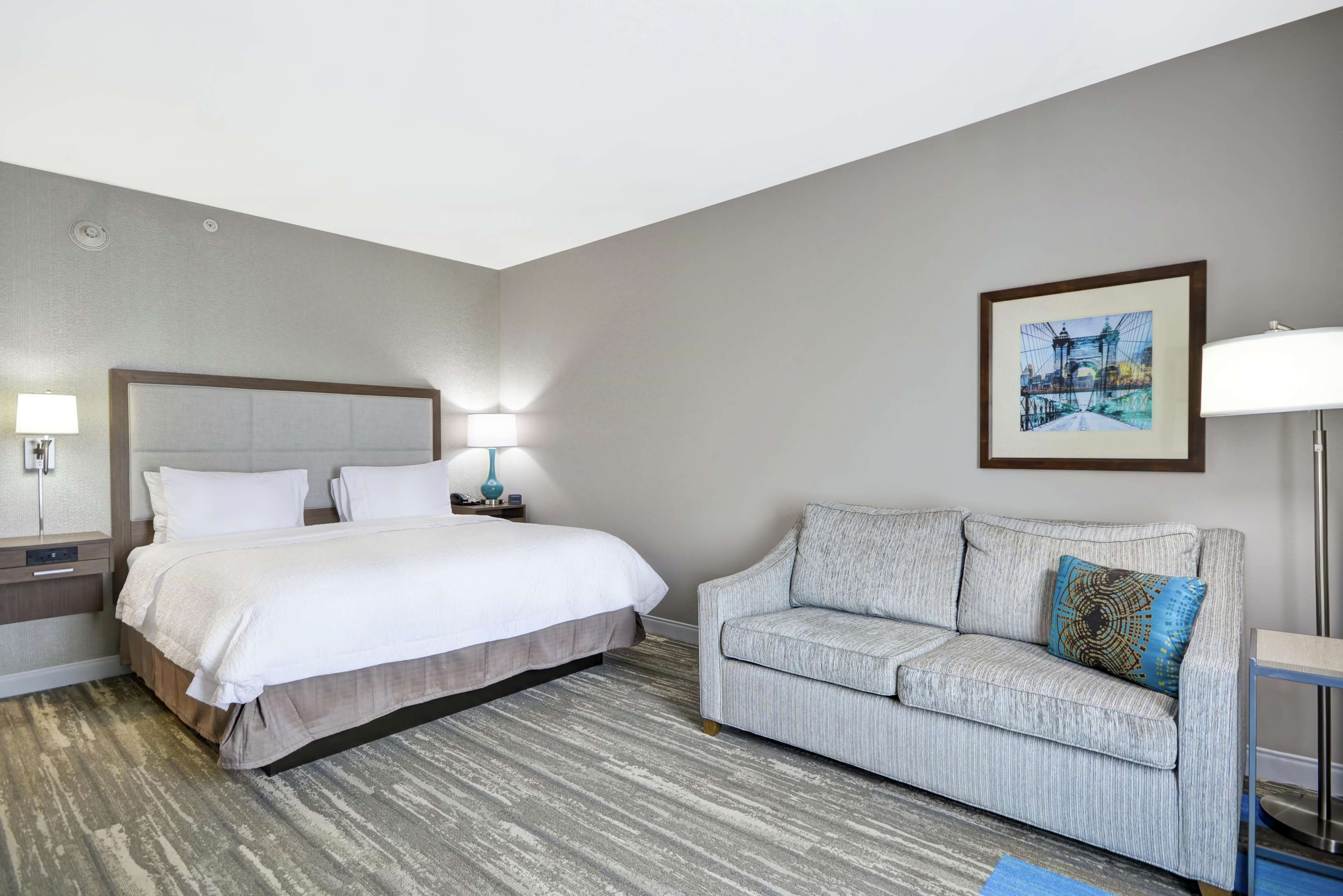 Hampton Inn Cincinnati/Blue Ash Photo