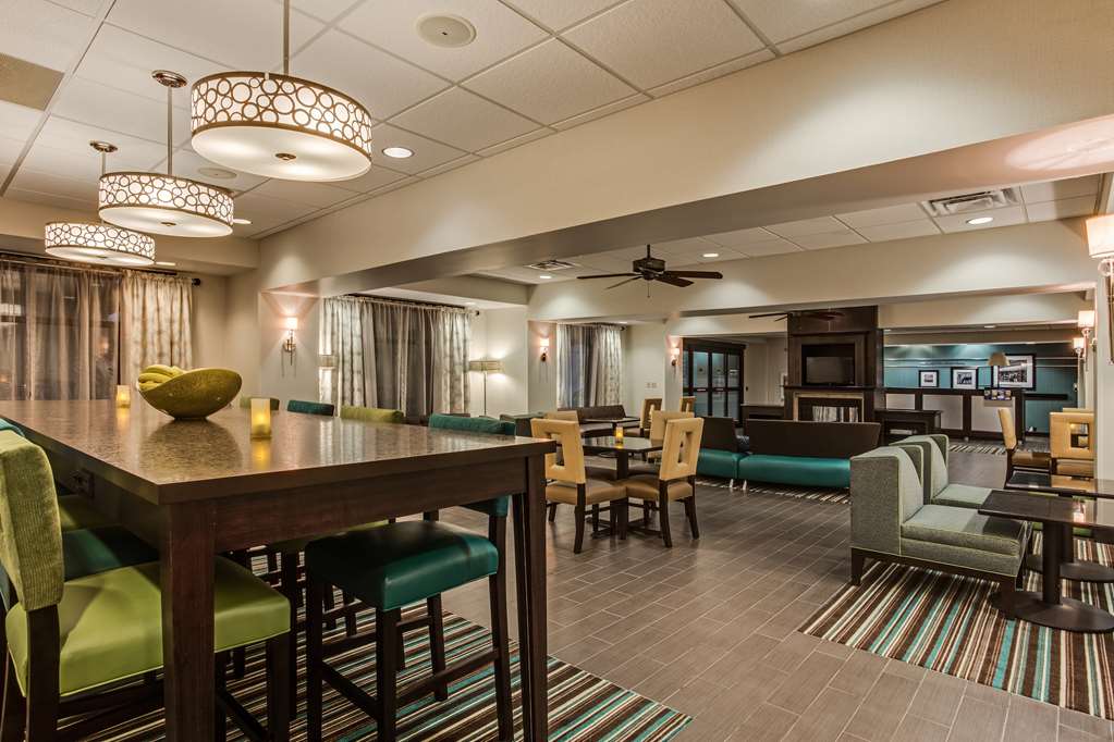 Hampton Inn Clearfield Image