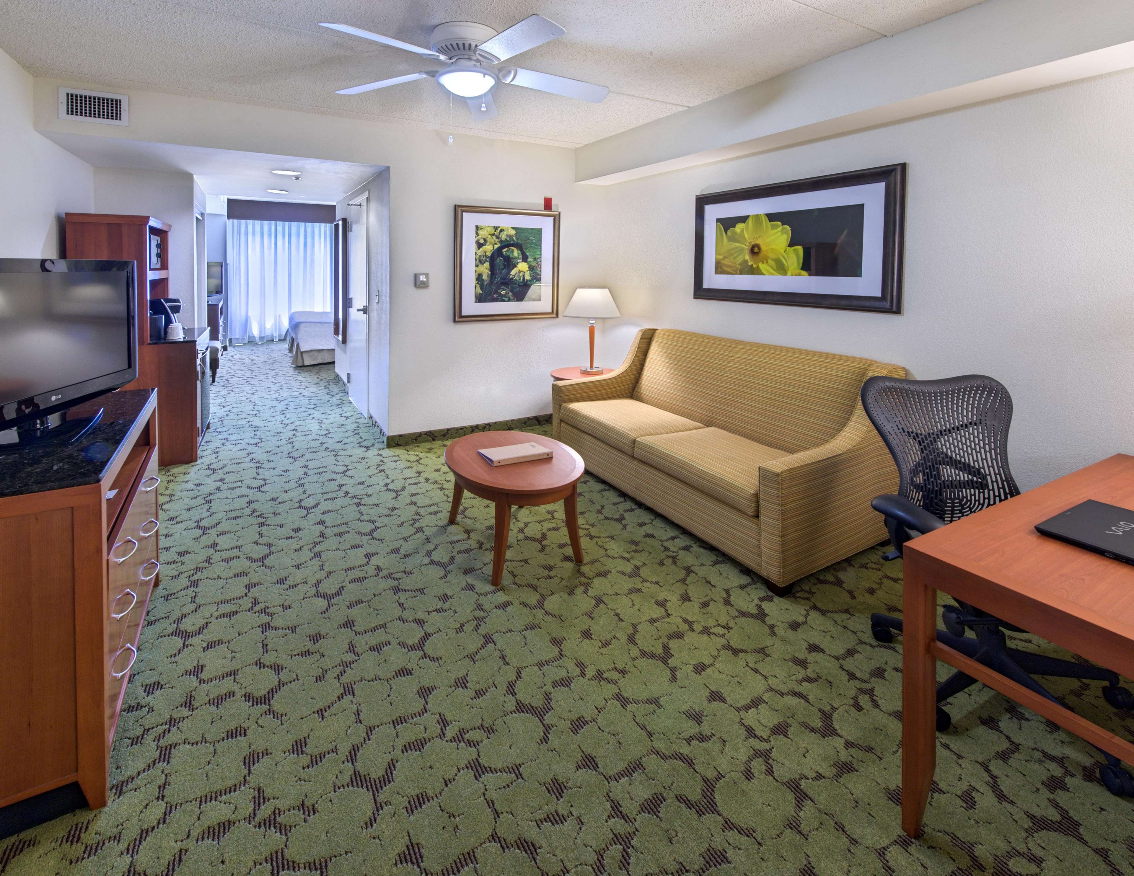 Hilton Garden Inn Tallahassee Central Photo