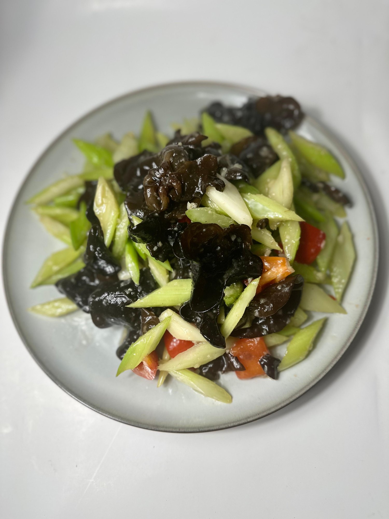 Stir-Fried Celery with Fungus 西芹炒木耳