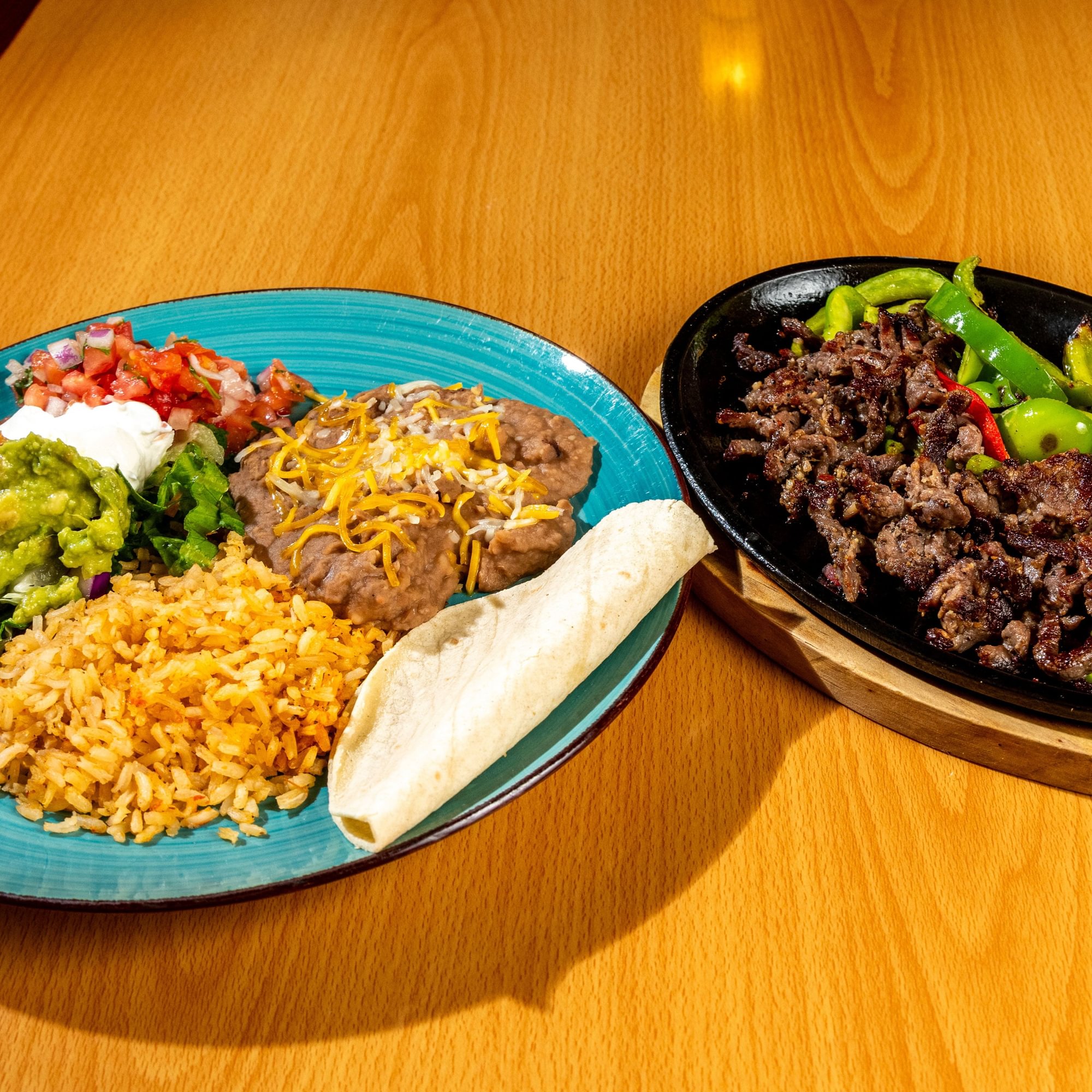 Sizzlin Fajitas for 2