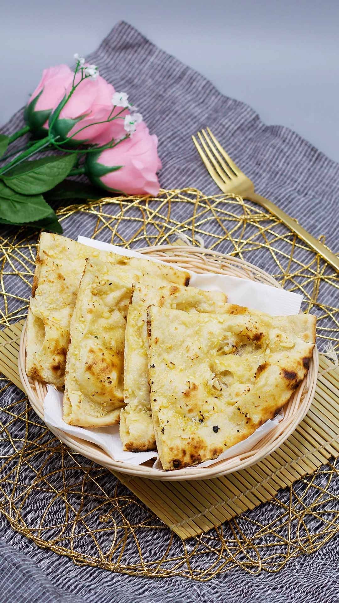 Garlic Naan