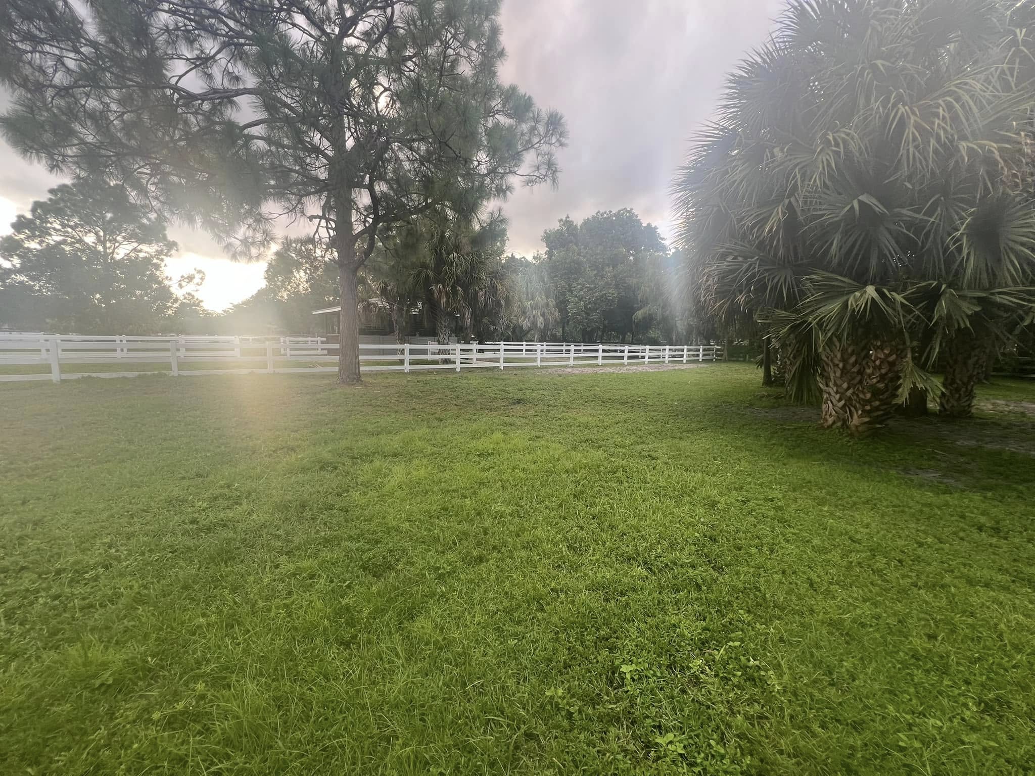 Top Rail Fence Pompano Beach Image
