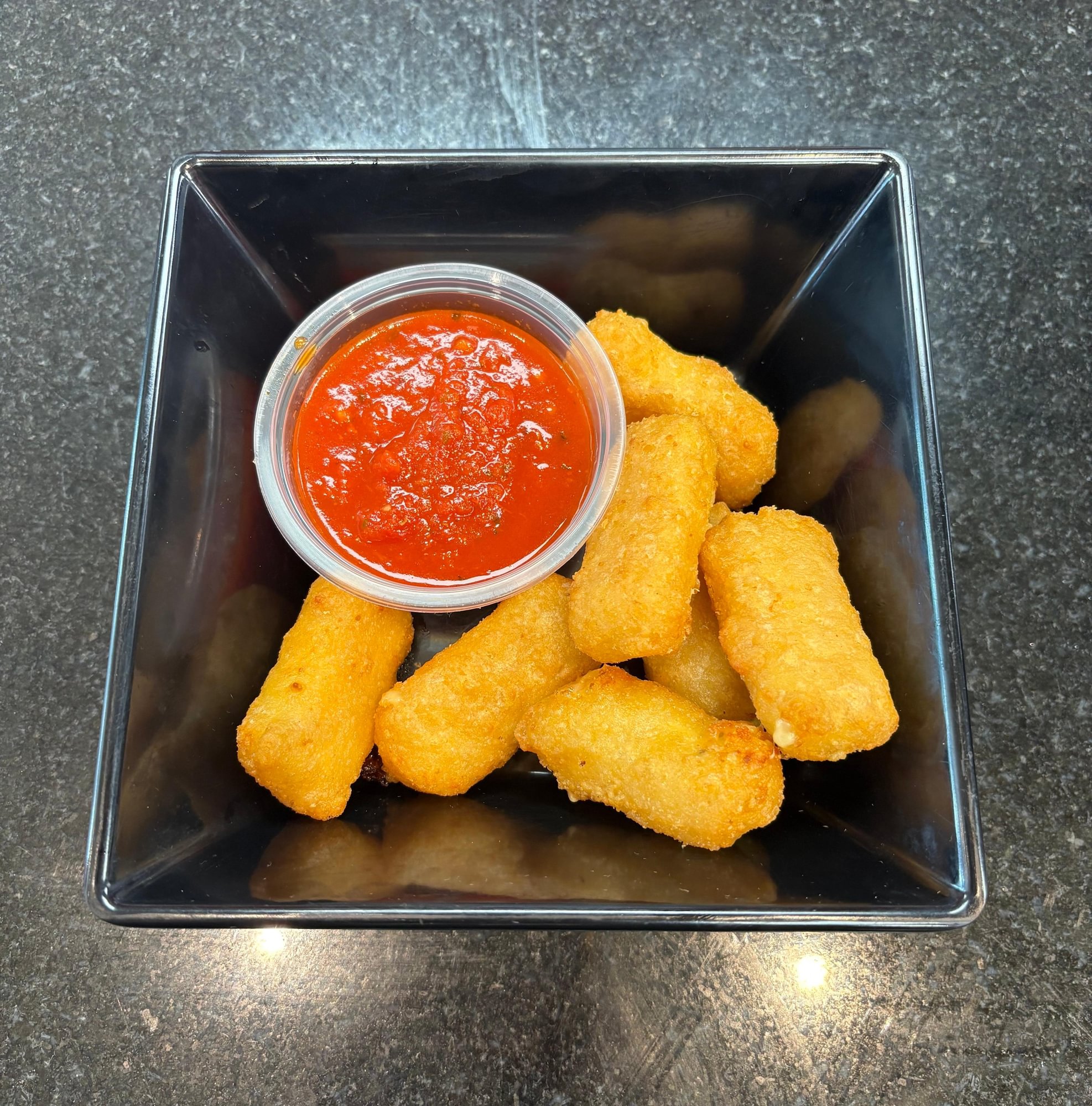 Mac & Cheese Bites (8)
