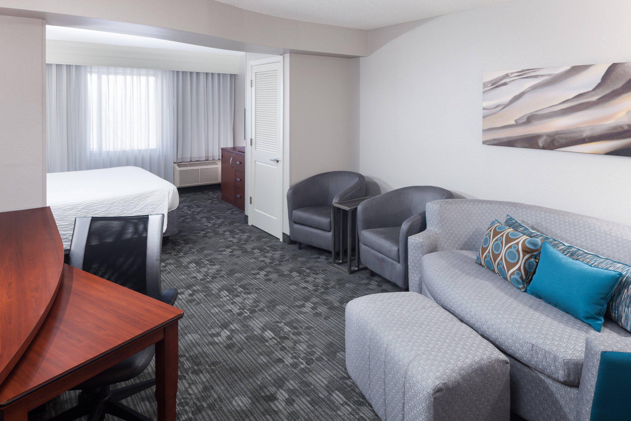 Courtyard by Marriott Birmingham Trussville Photo