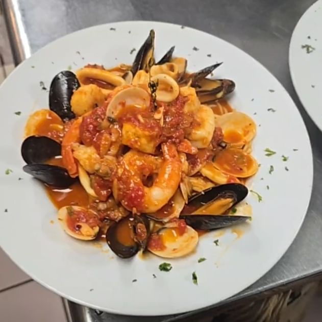 Seafood Marinara Combo