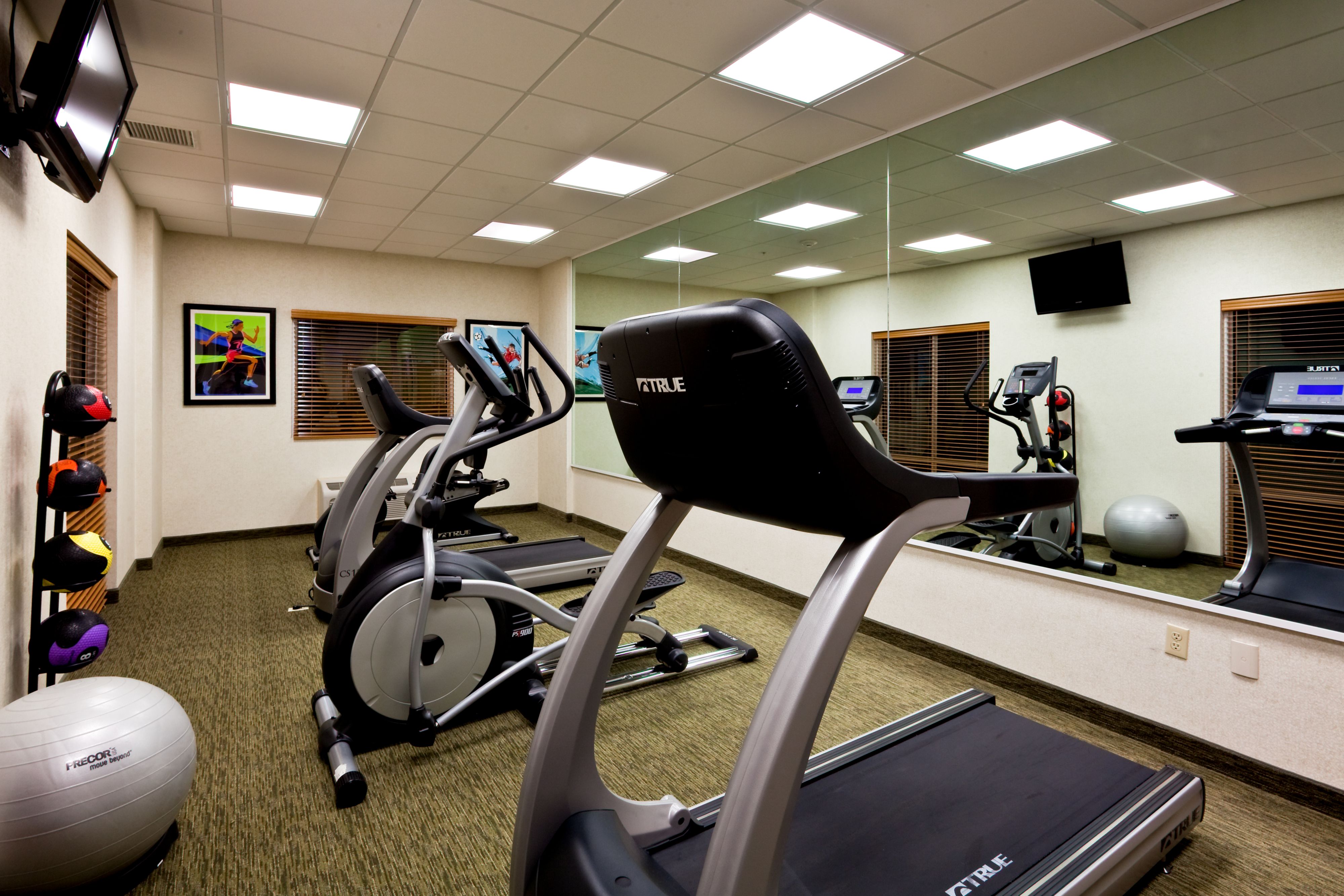 Images Holiday Inn Express & Suites Monterrey Aeropuerto