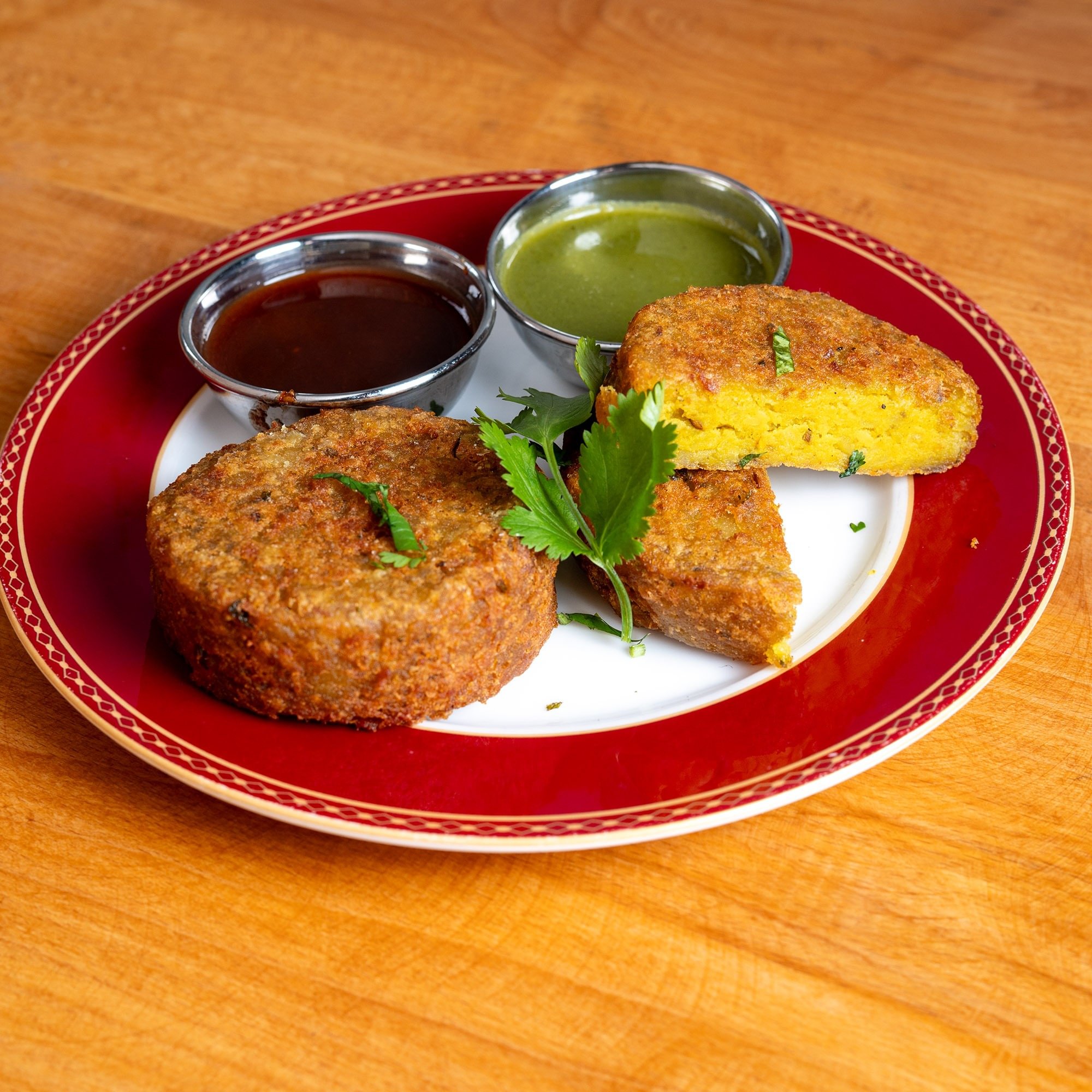 Aloo Tikki / Potato Patties (2 pcs)