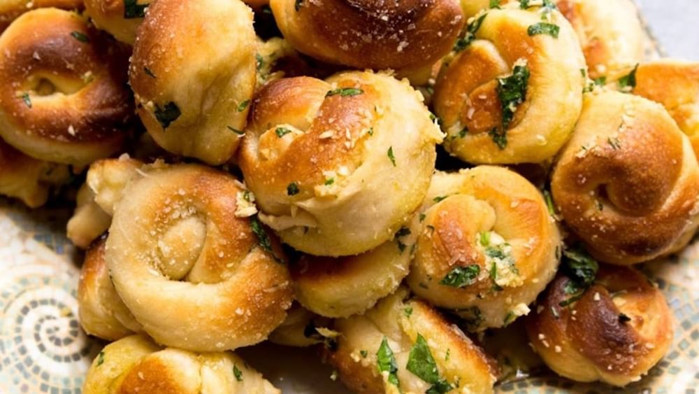Garlic Knots
