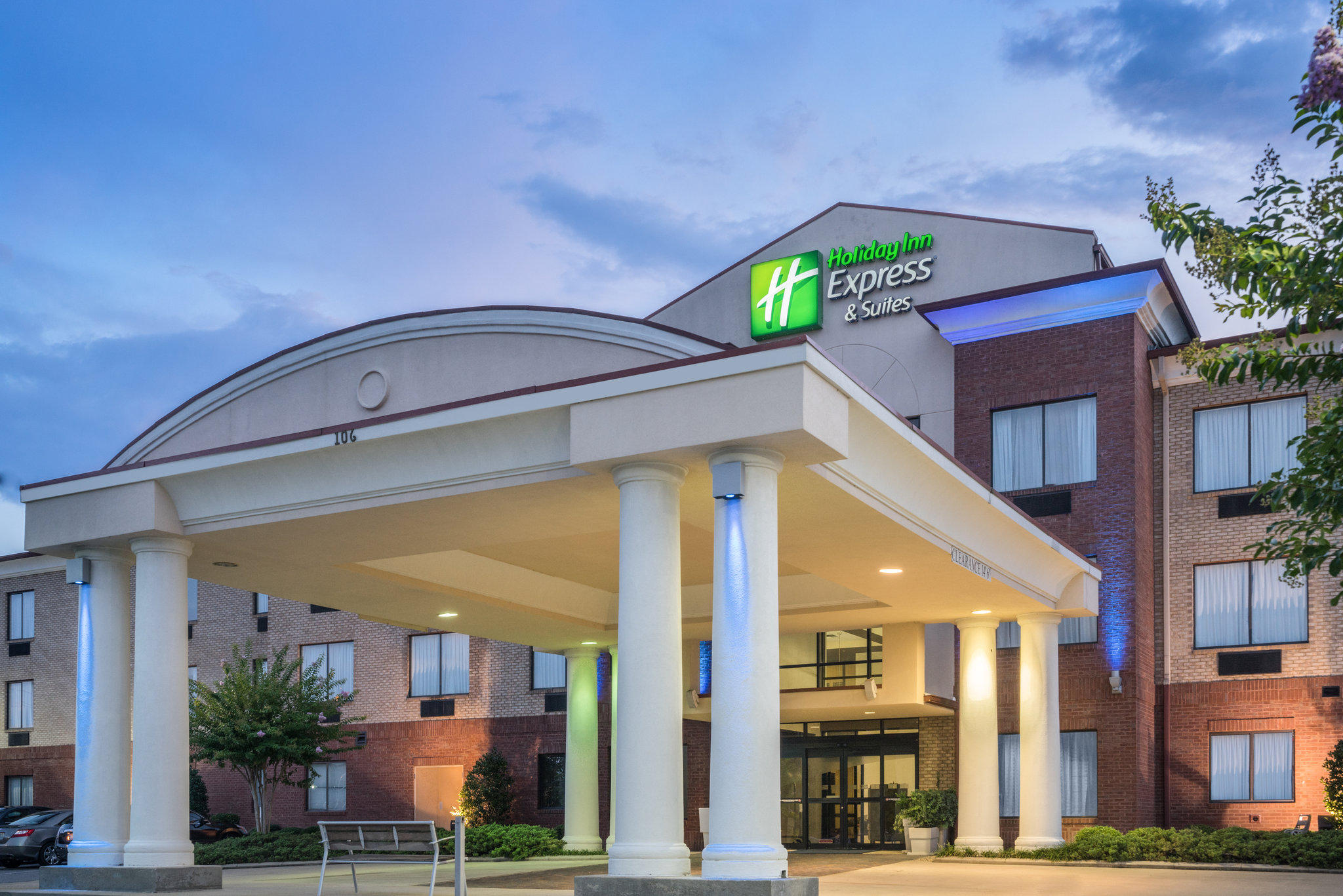 Holiday Inn Express & Suites Gadsden W-Near Attalla Photo