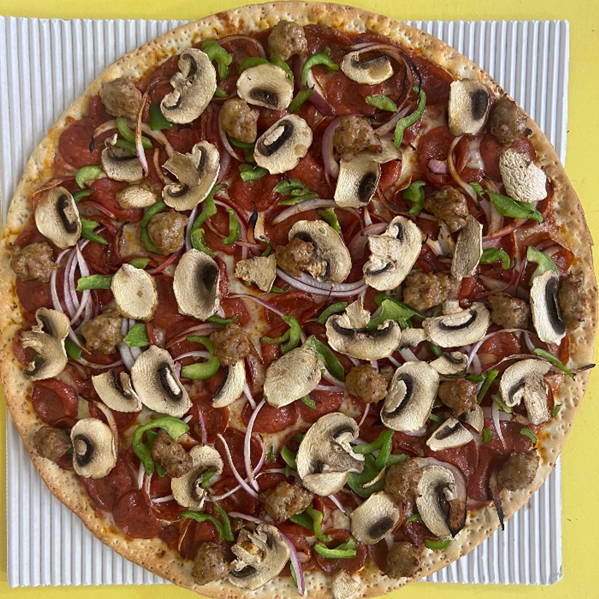 Deluxe Pizza