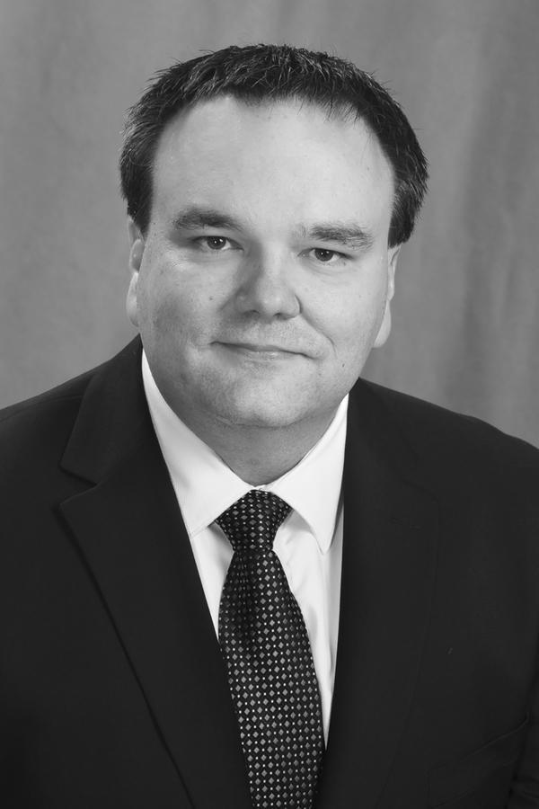 Edward Jones - Financial Advisor: Darrell R Woodman Photo