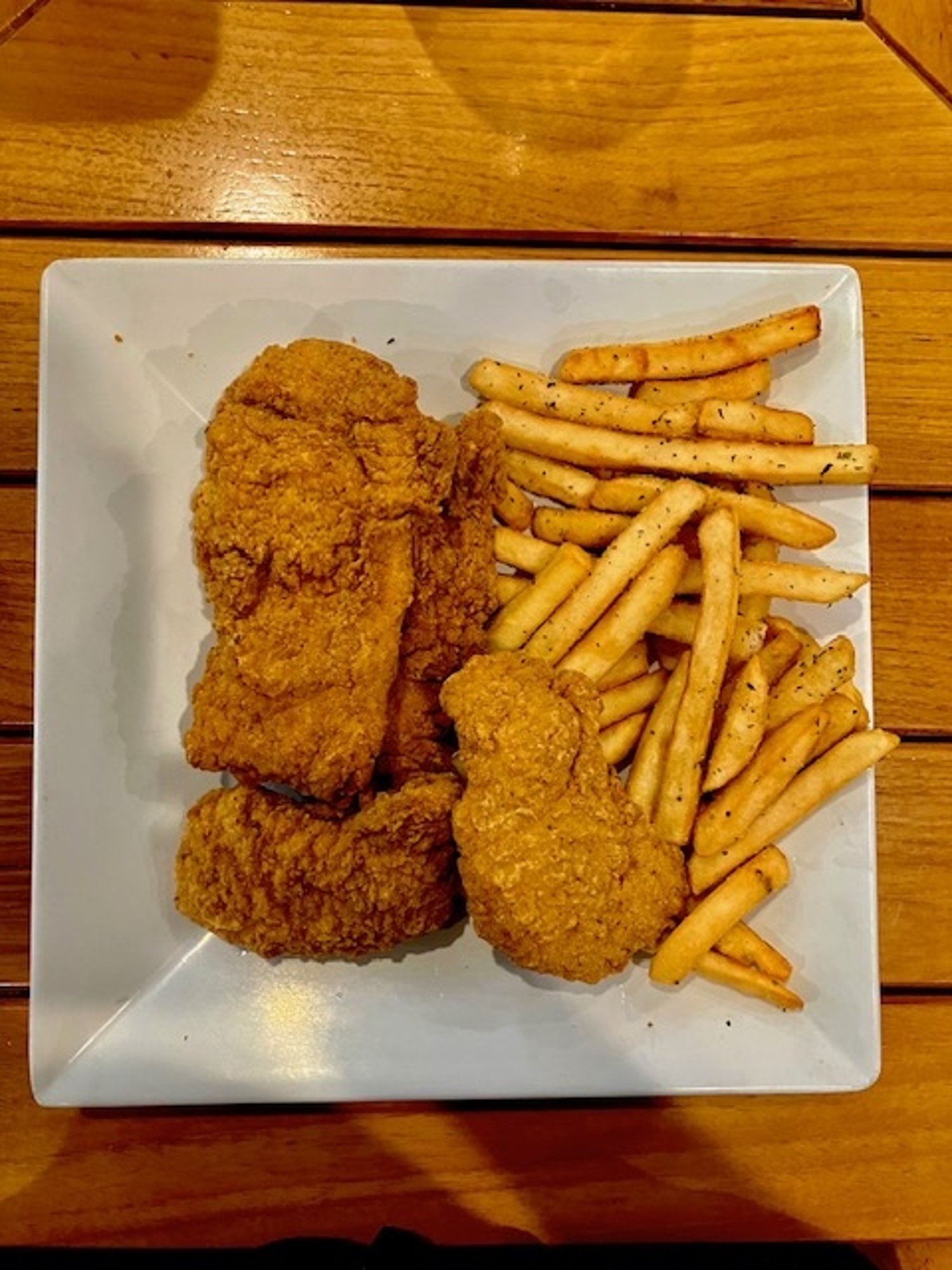 5 Chicken Tenders (5) & Fries