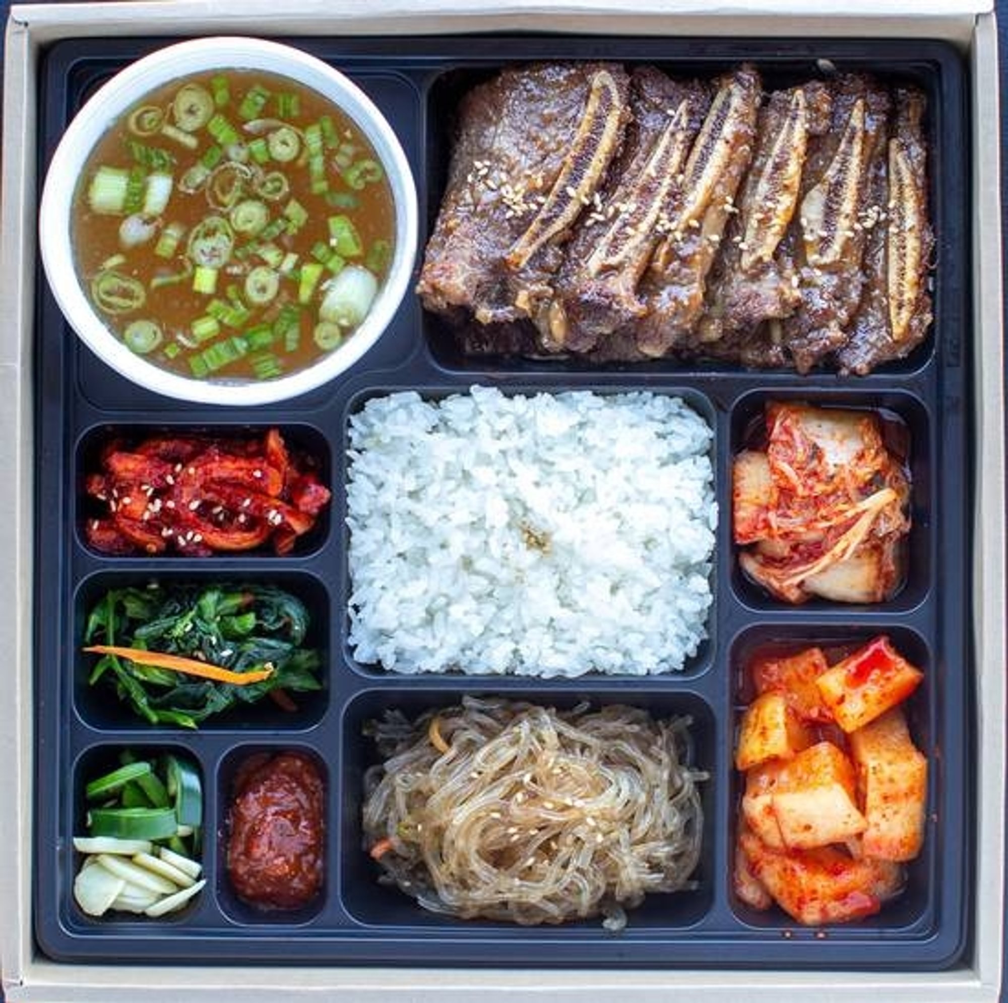 Premium LA galbi dosirak/프리미엄 LA갈비 도시락