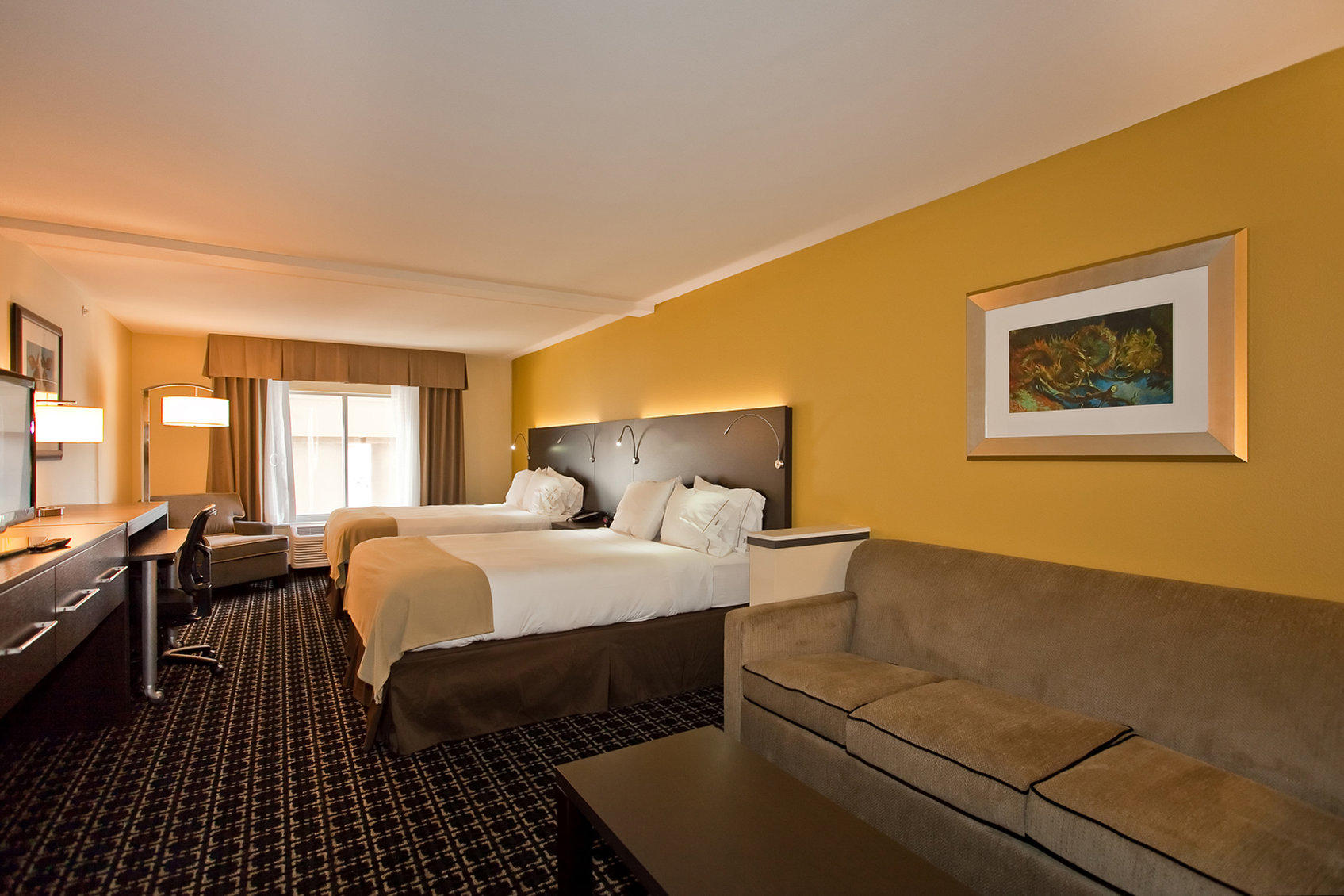 Holiday Inn Express & Suites Newton Photo