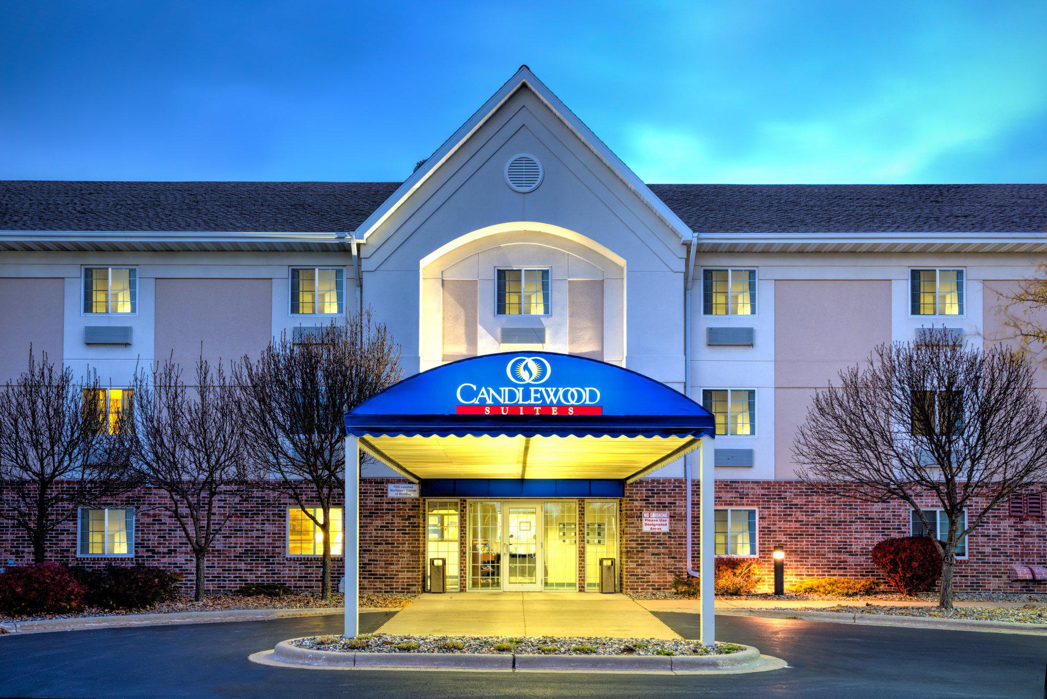 Candlewood Suites Appleton Photo