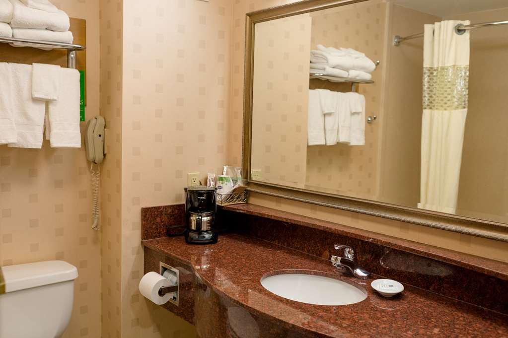 Hampton Inn Oxford-West Image