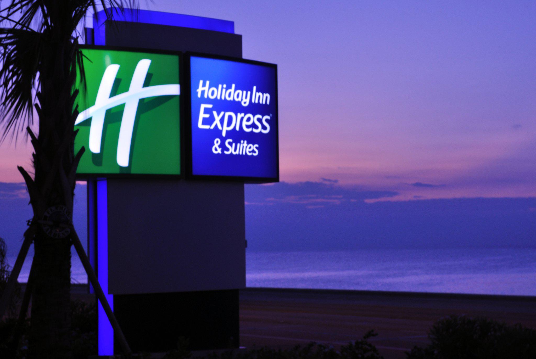 Holiday Inn Express & Suites Galveston West-Seawall Photo