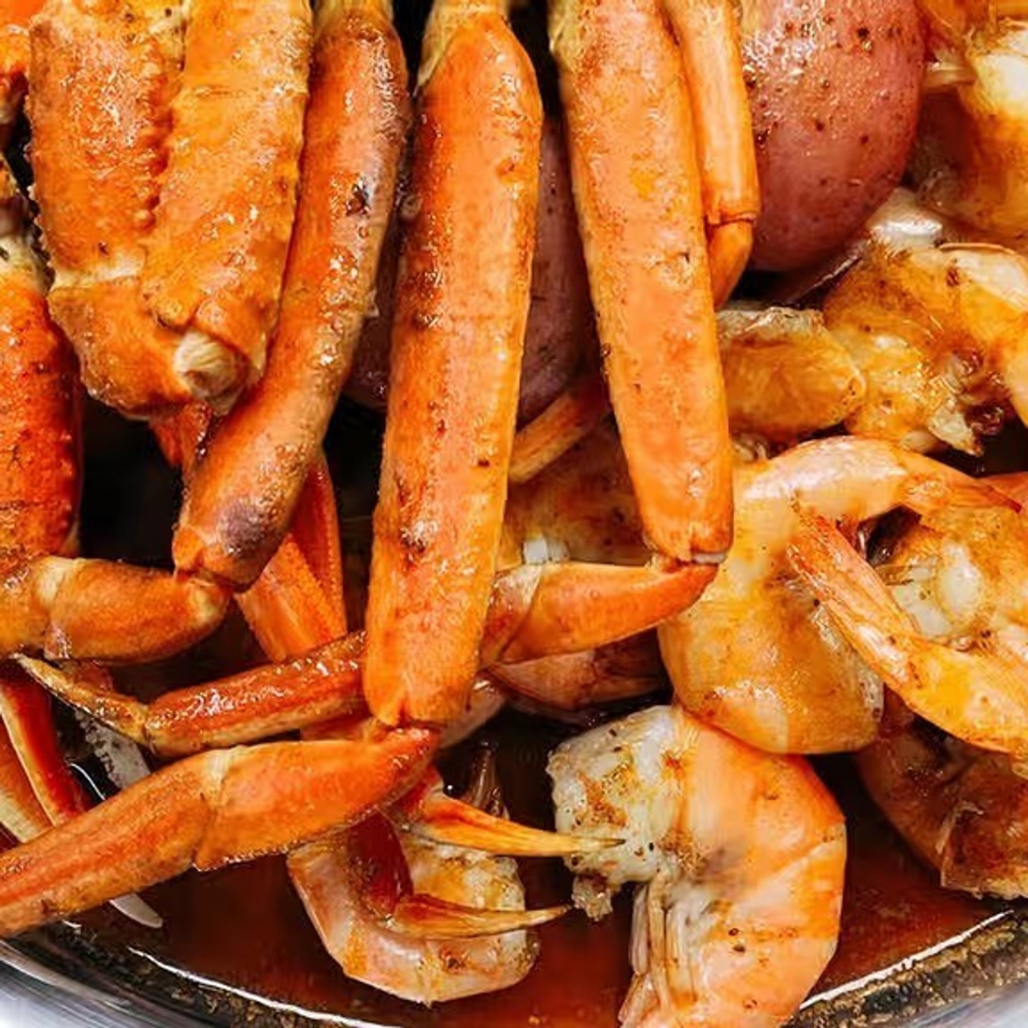 Snow Crab Legs & Shrimp (No Head)