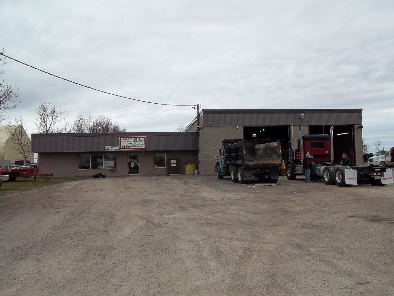 Images Brasiers Truck Sales & Service