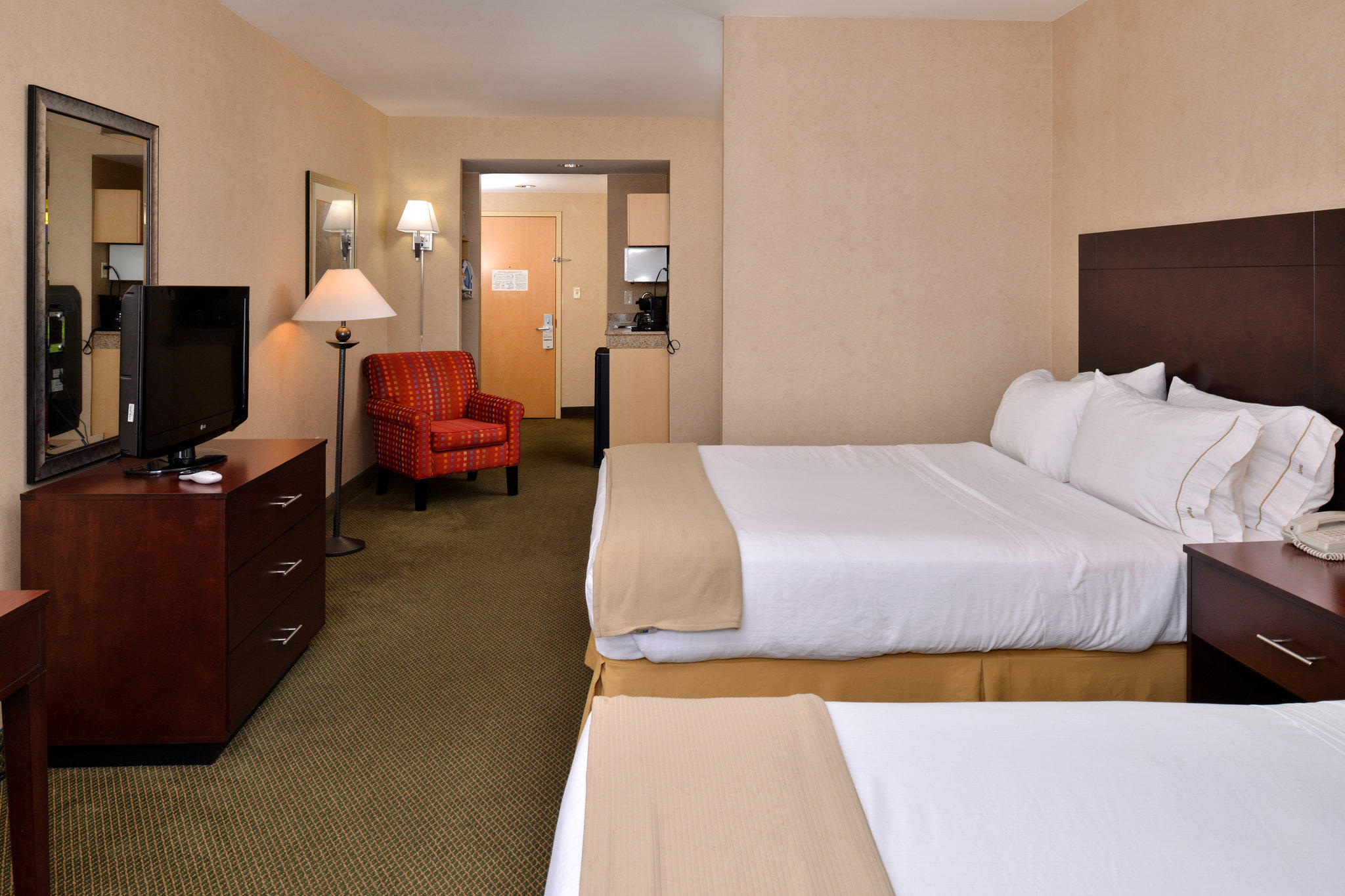 Holiday Inn Express & Suites Ocean City Photo