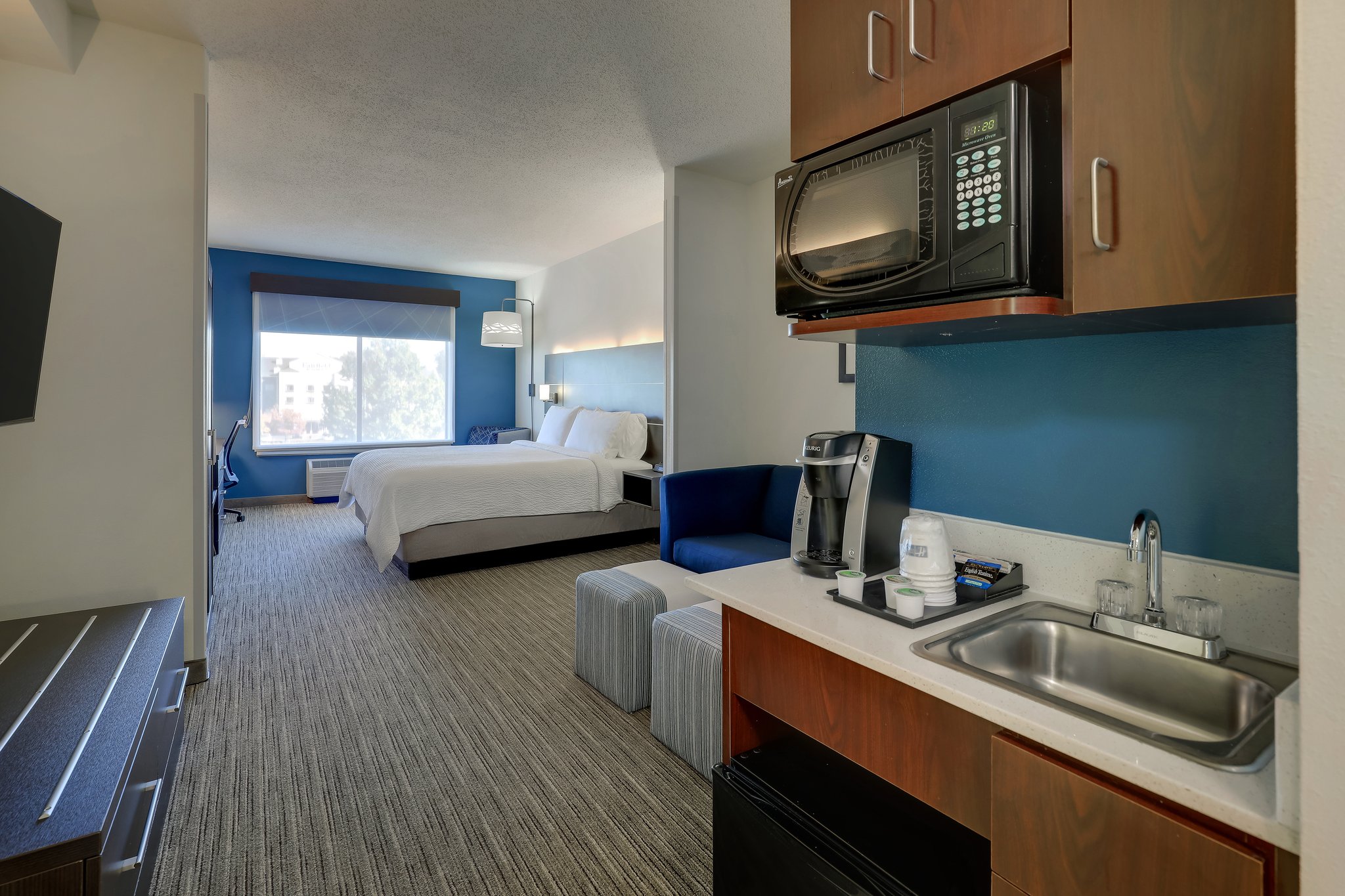 Holiday Inn Express & Suites Gadsden W-Near Attalla by IHG Image