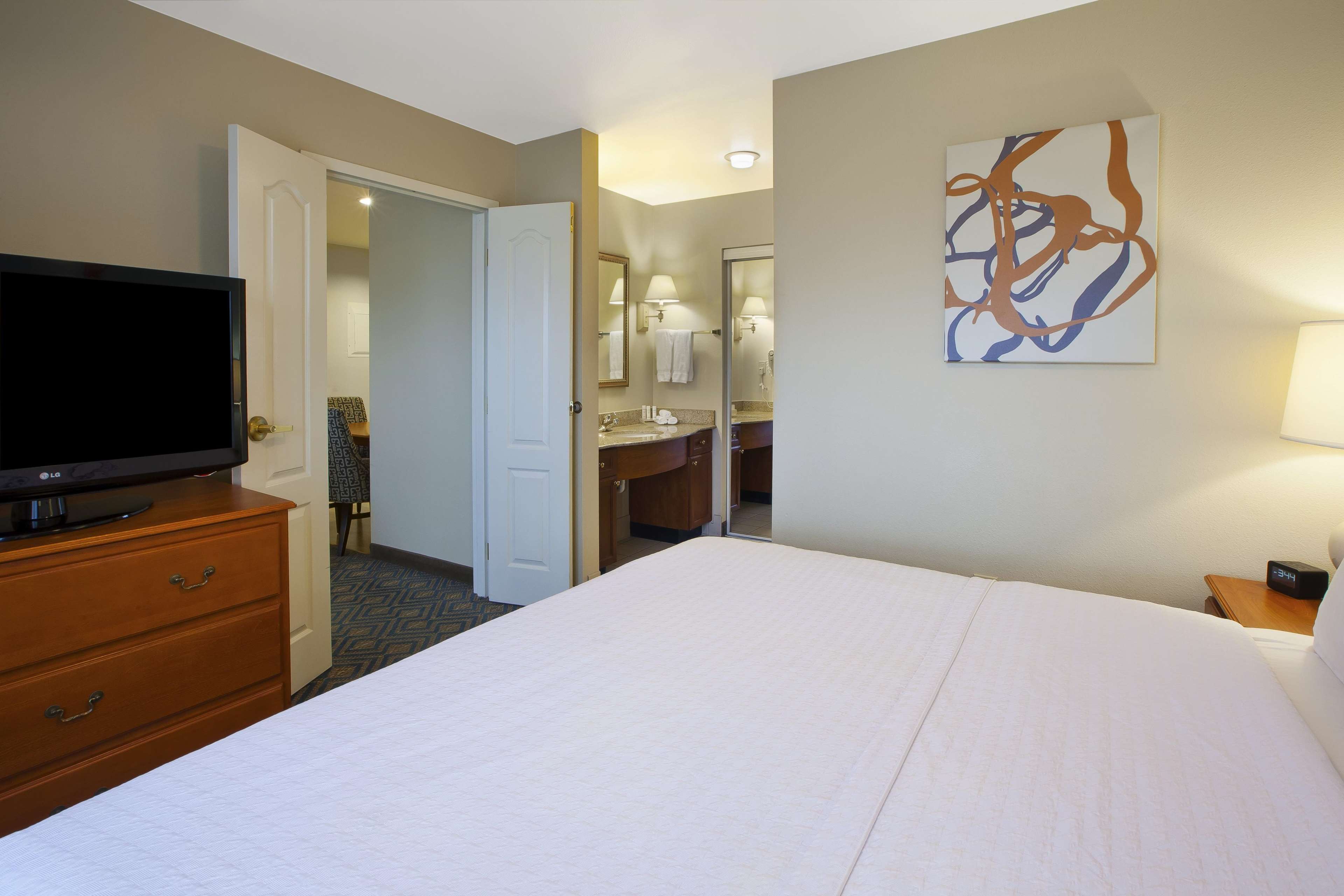 Homewood Suites by Hilton Philadelphia/Mt. Laurel Photo