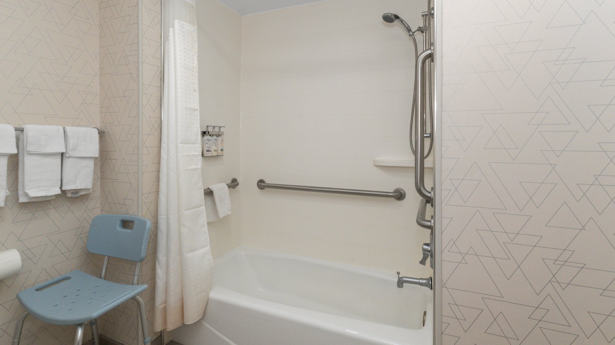 Holiday Inn Express & Suites Hampton South-Seabrook by IHG Image