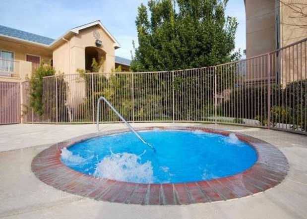 Images Comfort Inn & Suites Sequoia Kings Canyon