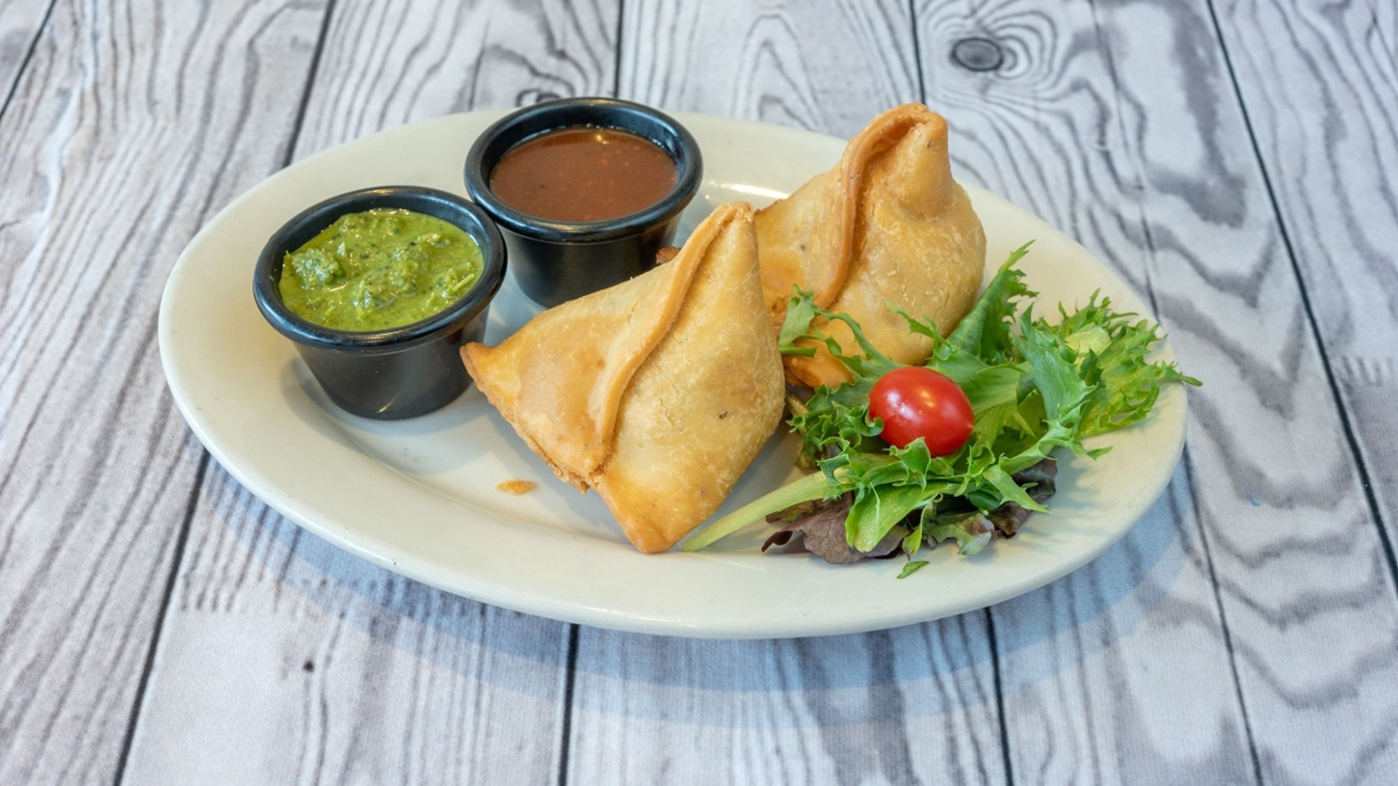Vegetable Samosa (2 pcs)