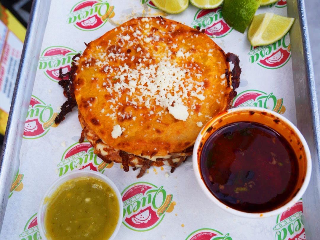 Birria Mulita