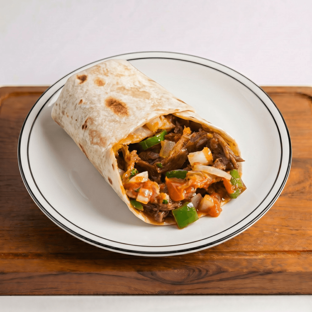 Burrito de Carne o Pollo Deshebrado