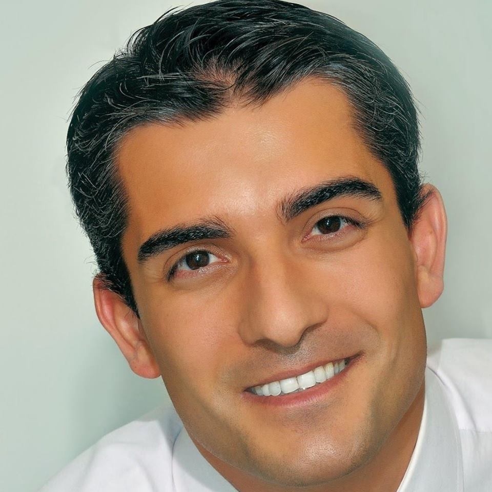 La Mesa Dental Center Logo