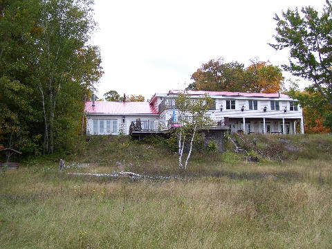 Images Kawartha Steel Roof & Construction Inc