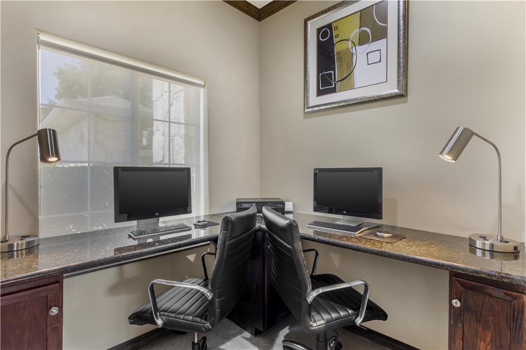 Best Western Red River Inn & Suites Image