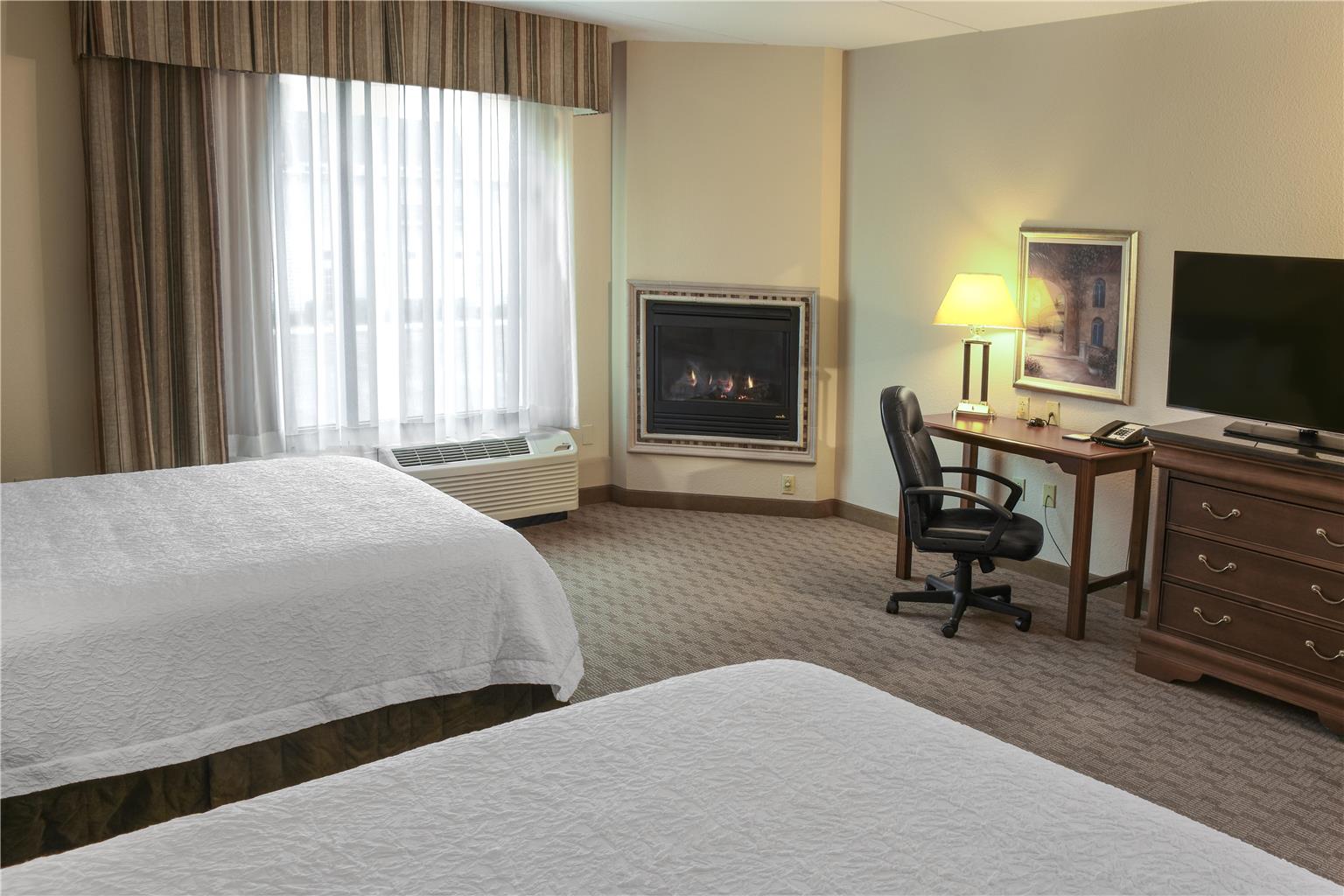 Hampton Inn & Suites Youngstown-Canfield Image
