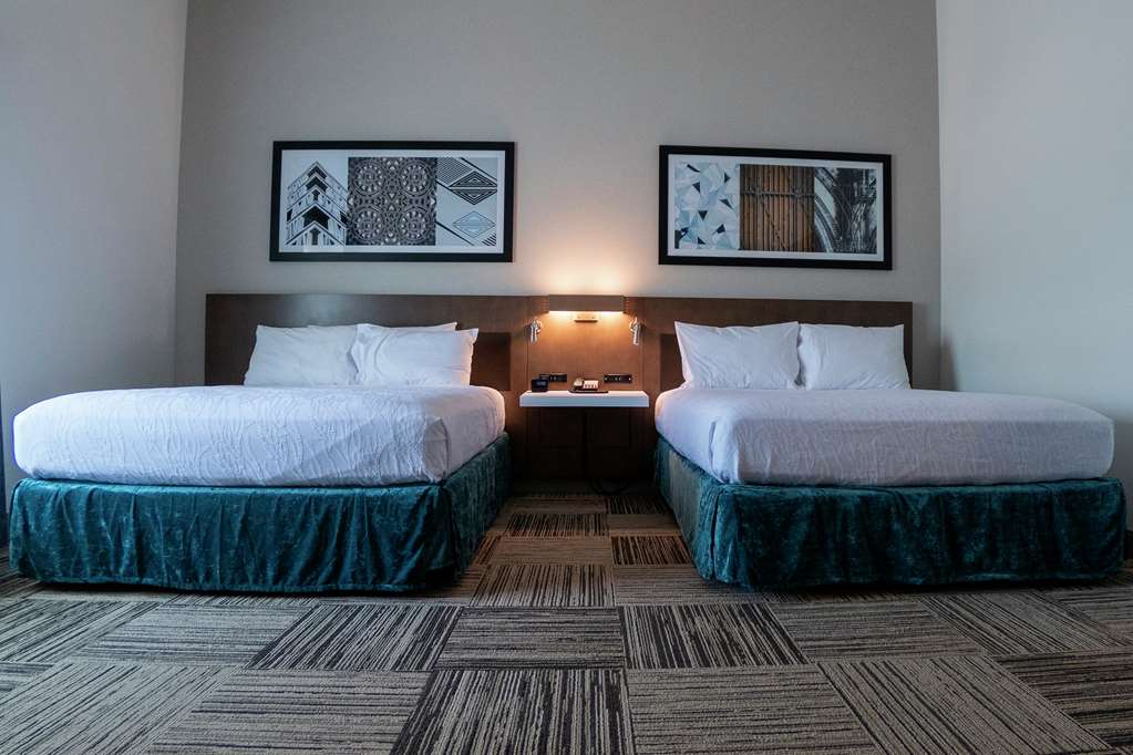 Hilton Garden Inn Spartanburg Image