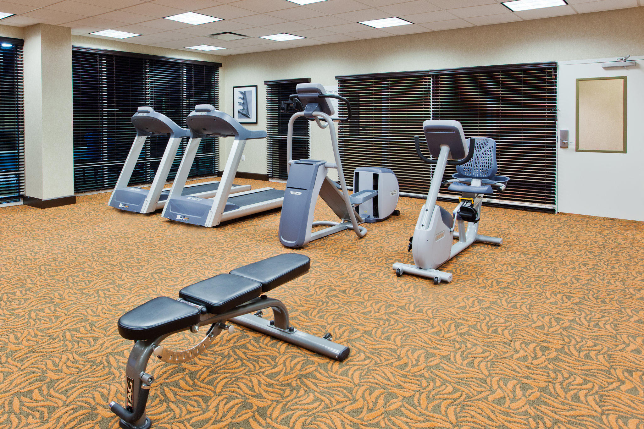 Holiday Inn Express & Suites Huntsville West - Research Park Photo