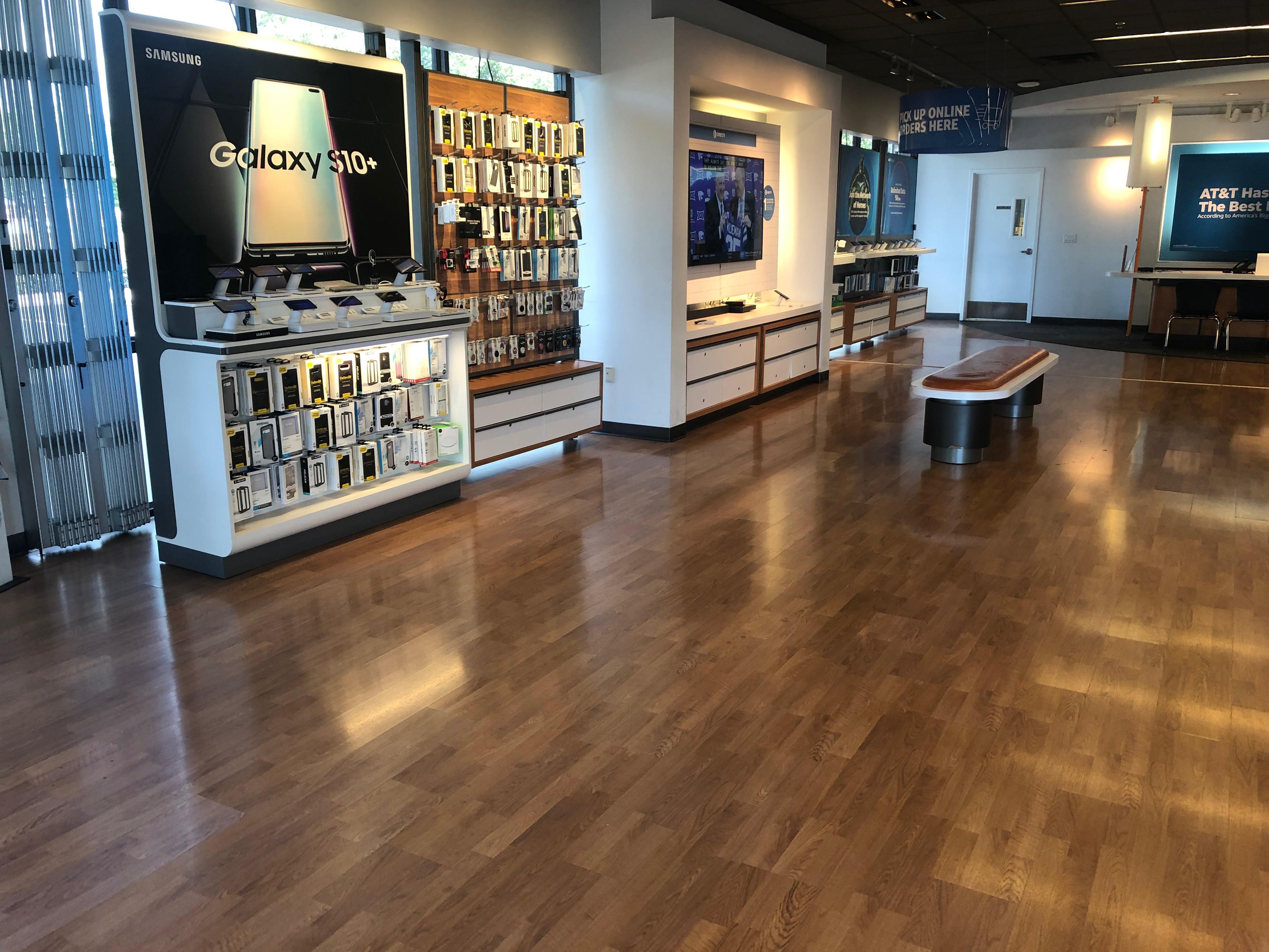 AT&T Store Photo