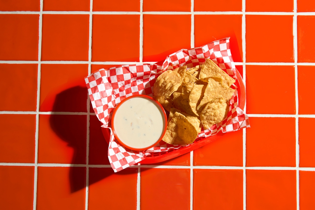 SOLO CHIPS & QUESO