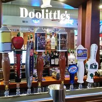 Doolittles Pub &amp; Eatery Logo